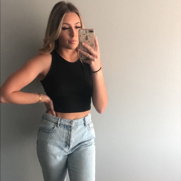 HELLO! I’m Morgan :) - Picture 2 of 6